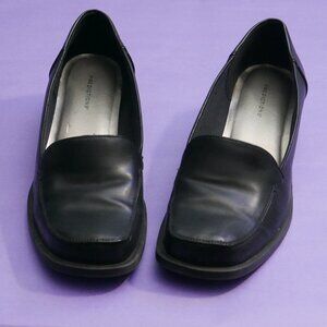 Predictions Women's 8 Wide